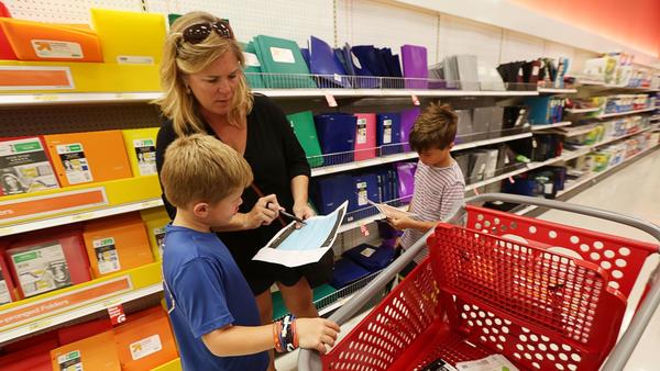 Stores still edge online in back-to-school spending battle