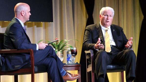 UCF President John Hitt will retire in 2018